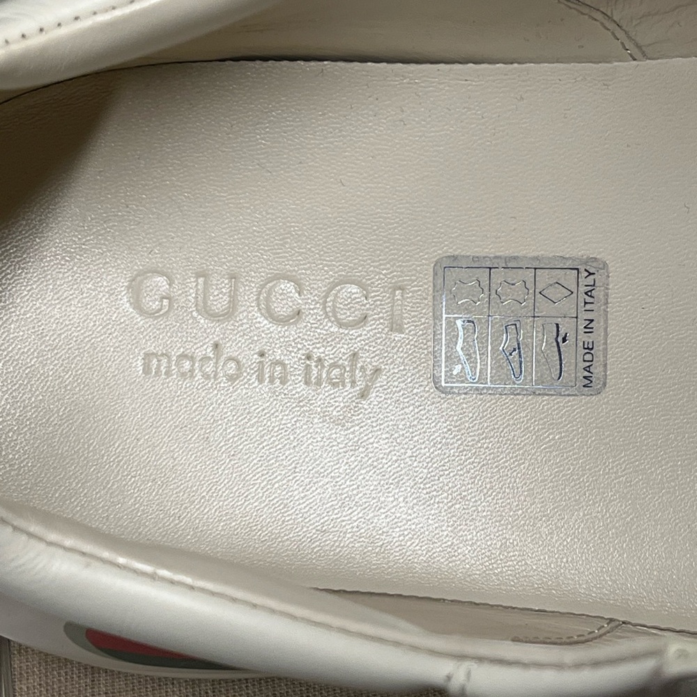Gucci Cream Sneakers with Red and Green Accents - Picture 9 of 11